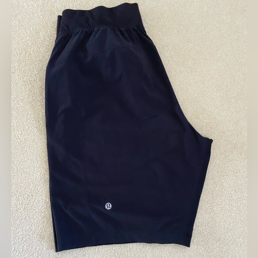 Lululemon 🍋black shorts no lining no size tag fits M 9 inseam - Picture 4 of 10